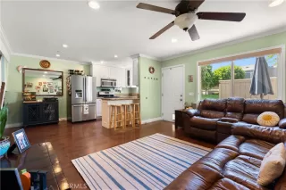 Photo #5: OC24213931 Listing 