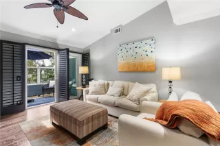 Photo #6: OC24214341 Listing 