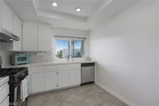 Photo #3: OC24214445 Listing