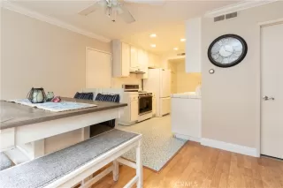 Photo #2: OC24214501 Listing