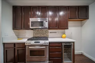 Photo #5: OC24215697 Listing