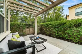 Photo #5: OC24215755 Listing