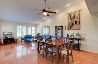 Photo #4: OC24215948 Listing 