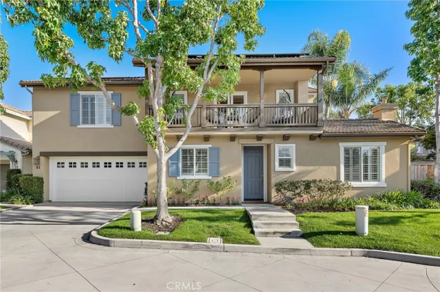 MLS: OC24216057 Condo For Sale