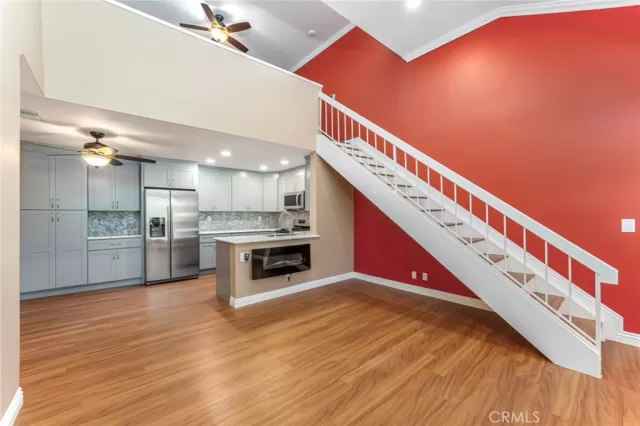 MLS: OC24216190 Condo For Sale