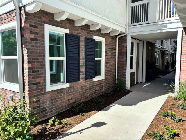 MLS: OC24216802 Condo For Sale