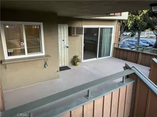 Photo #1: OC24217127 Listing