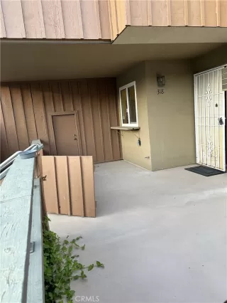 Photo #2: OC24217127 Listing