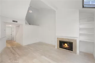 Photo #4: OC24217157 Listing 