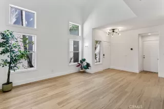 Photo #3: OC24217179 Listing