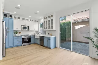 Photo #5: OC24217179 Listing