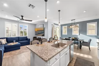 Photo #3: OC24217248 Listing