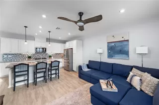 Photo #4: OC24217248 Listing