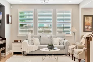 Photo #3: OC24217353 Listing 