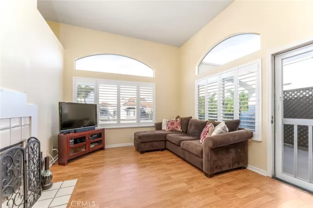 MLS: OC24217476 Condo For Sale