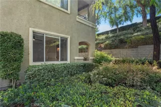 Photo #3: OC24218002 Listing 