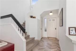 Photo #3: OC24218464 Listing 