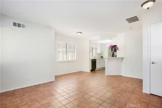 Photo #6: OC24218711 Listing