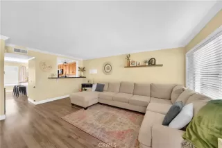 Photo #3: OC24218772 Listing 