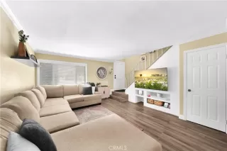 Photo #6: OC24218772 Listing 