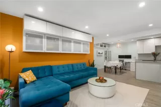 Photo #4: OC24218788 Listing 