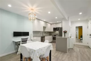 Photo #6: OC24218788 Listing 