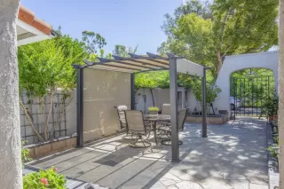 Photo #5: OC24219088 Listing