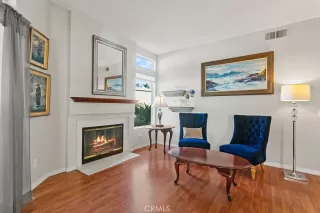 Photo #3: OC24219148 Listing