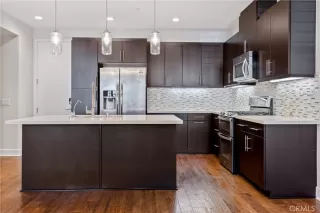 Photo #2: OC24219409 Listing