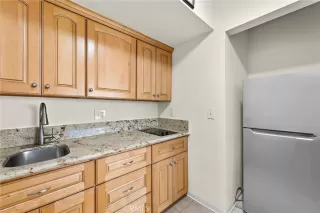 Photo #4: OC24219410 Listing