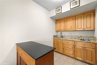 Photo #5: OC24219410 Listing