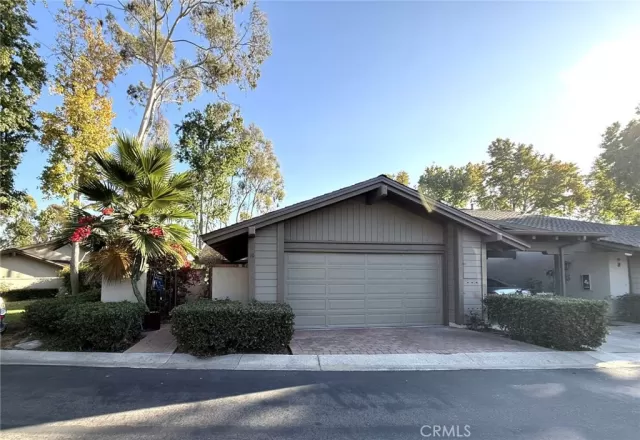 MLS: OC24219854 Condo For Sale