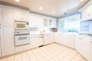 Photo #4: OC24220001 Listing 