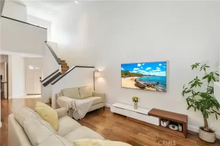 Photo #6: OC24220189 Listing 