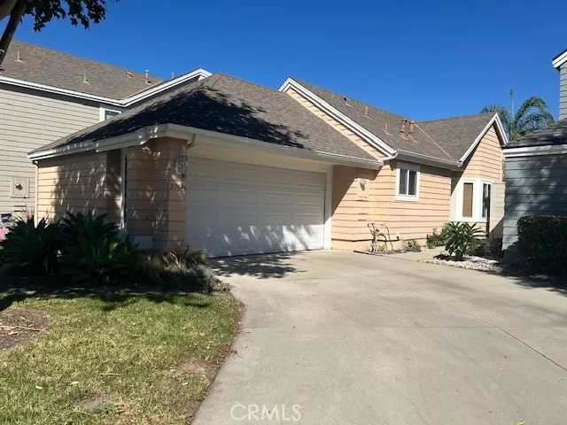 MLS: OC24220253 Condo For Sale