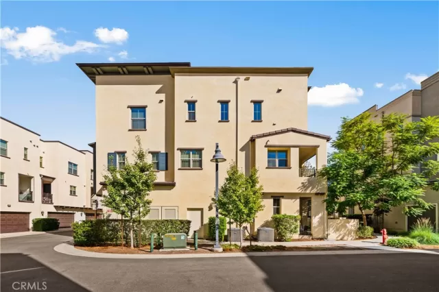 MLS: OC24220287 Condo For Sale