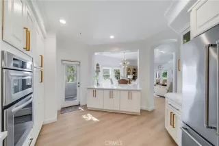 Photo #6: OC24220425 Listing