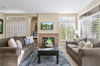 Photo #5: OC24220539 Listing