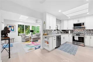 Photo #3: OC24221023 Listing