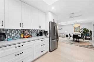 Photo #4: OC24221023 Listing