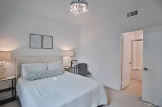 Photo #1: OC24221121 Listing 