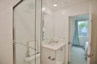 Photo #4: OC24221121 Listing 