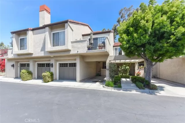 MLS: OC24221132 Condo For Sale