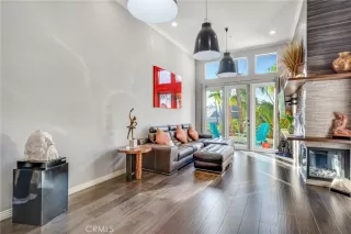 Photo #3: OC24221215 Listing