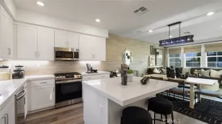 More Details about MLS # OC24221597 : 1074 N ANAHEIM BOULEVARD 3