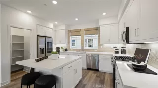 Photo #3: OC24221597 Listing 