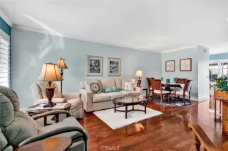 Photo #4: OC24221714 Listing 