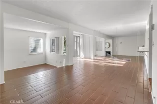 Photo #6: OC24223052 Listing 