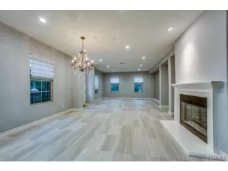 Photo #6: OC24223105 Listing