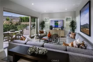 Photo #2: OC24223359 Listing